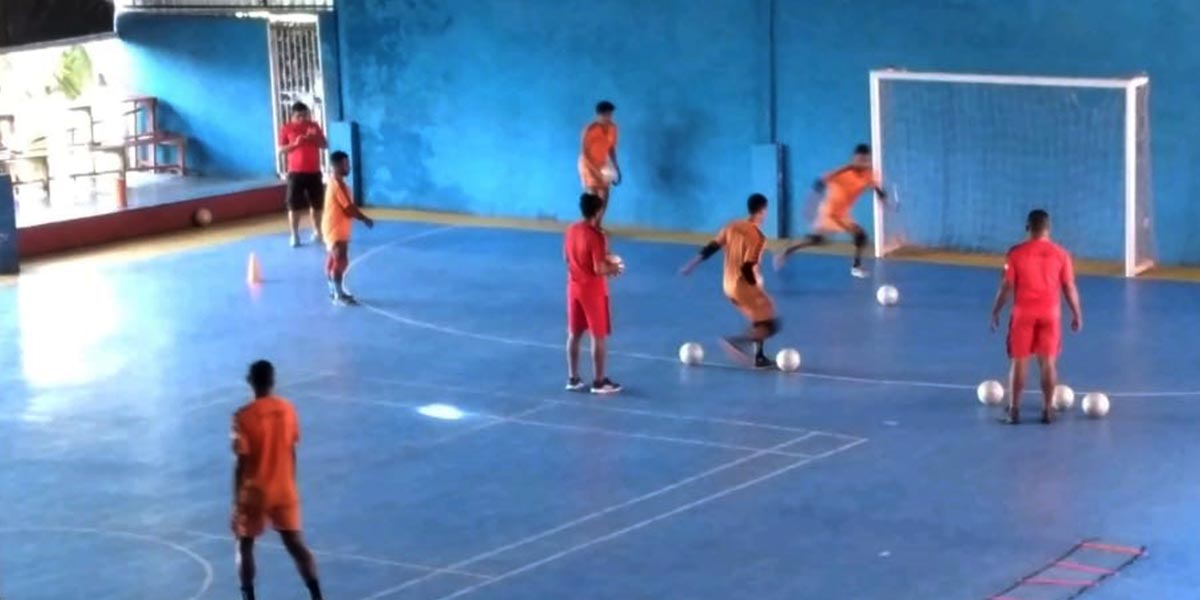 Tim Futsal PON Papua sedang latihan. Foto: KONI Mimika